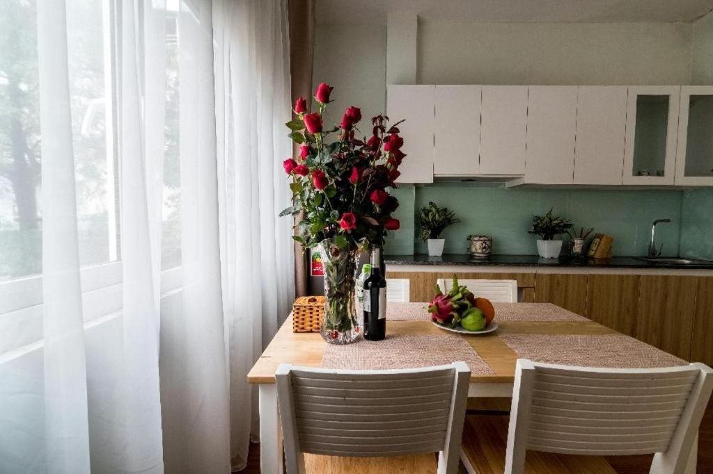 New Apart Hotel Ханой Экстерьер фото
